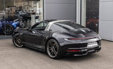 Porsche 911 Targa (992) 50 Years Porsche Design Edition 4