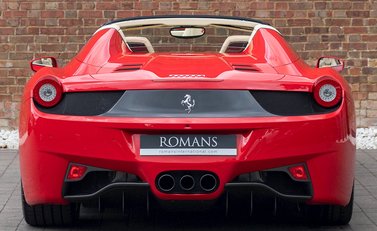 Ferrari 458 Spider 5