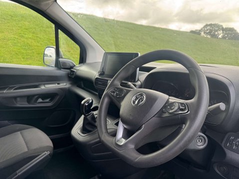 Vauxhall Combo 1.5 Combo 2300 Sportive S/S 8