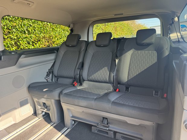 Ford Tourneo Custom Titanium Luxe | 9 Seat | Auto | L2 LWB | 320 | Euro 6 | £31,790 + vat 9