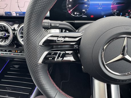 Mercedes-Benz GLA Class GLA 220D 4M AMG Line Premium Plus Auto Diesel PAN ROOF/MEMORY SEATS/360 CAM 21