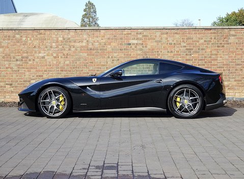 Ferrari F12 Berlinetta 7