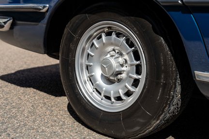 Mercedes-Benz S Class 450 SEL 6.9 12