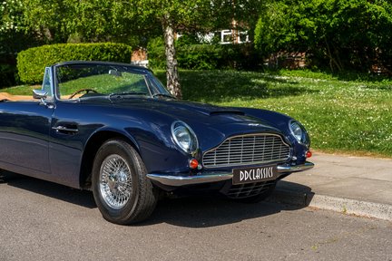 Aston Martin DB6 Mark II Volante 11