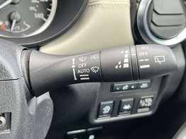 Nissan MICRA 1.0 Micra Tekna IG-T 5dr 59