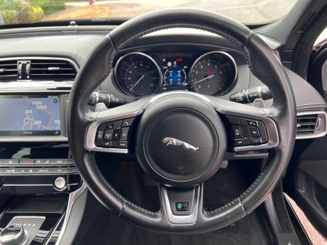 Jaguar XE 2.0i R-Sport Auto Euro 6 (s/s) 4dr 18