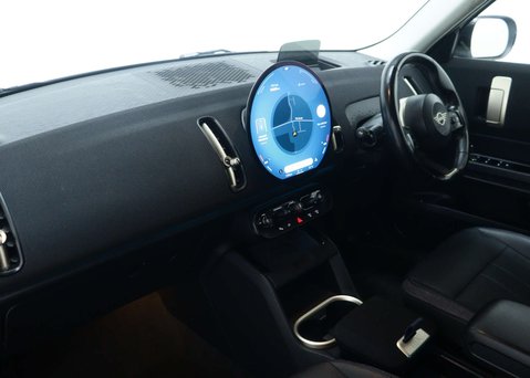 Mini Countryman 1.5C MHEV Classic SUV 5dr Petrol Hybrid Auto Euro 6 (s/s) (170 ps) 43
