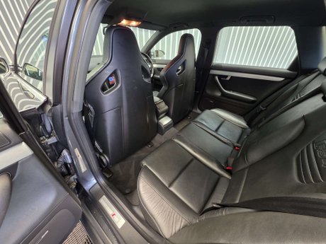 Audi RS4 4.2 Estate 5dr Petrol Manual quattro (326 g/km, 415 bhp) 23