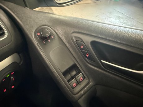 Volkswagen Golf 1.2 TSI S Euro 5 5dr 13