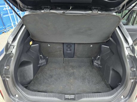 Toyota Yaris Cross 1.5 VVT-h Design SUV 5dr Petrol Hybrid E-CVT Euro 6 (s/s) (116 ps) 33