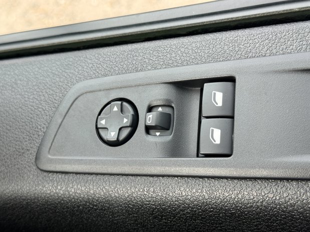 Vauxhall Vivaro LWB L2H1 [SOLD CM] Low Roof Prime 3100 Cruise Sensors EURO 6 22