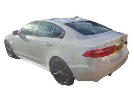 Jaguar XE 2.0d R-Sport Saloon 4dr Diesel Auto Euro 6 (s/s) (180 ps) 3