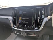 Volvo V60 2.0 V60 Momentum B4 MHEV Auto 5dr 23