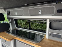 Volkswagen Transporter Highline|Camper|4 Berth|4 Belt|Pop Top|Kitchen|Euro 6 9
