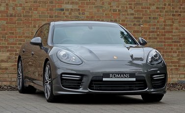 Porsche Panamera GTS 1