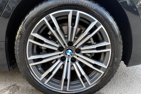 BMW 3 Series 330E M SPORT TOURING - HYBRID - APPLE CAR PLAY - 2 OWNERS - CAMERA -NEW MOT 65