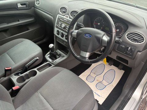 Ford Focus 1.6 Sport Hatchback 5dr Petrol Manual (161 g/km, 99 bhp) 8