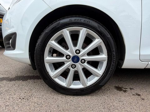 Ford Fiesta 1.0T EcoBoost Titanium Powershift Euro 6 5dr 12