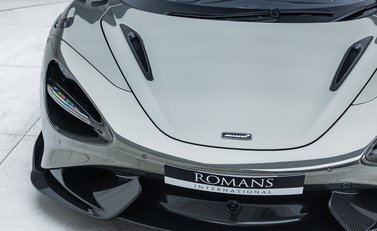 McLaren 765LT Spider 40