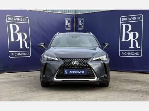 Lexus Ux 2.0 250h Takumi SUV 5dr Petrol Hybrid E-CVT Euro 6 (s/s) (184 ps) 10