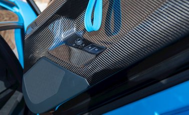 Lamborghini Aventador SVJ LP 770-4 Roadster 24