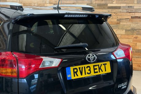 Toyota Rav4 2.2 D-4D Invincible SUV 5dr Diesel Manual 4WD Euro 5 (150 ps) 76