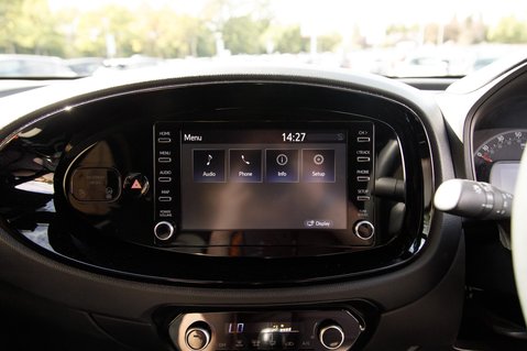Toyota Aygo X VVT-I EDGE 16