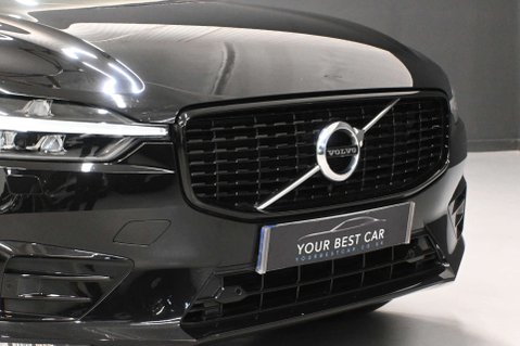 Volvo XC60 2.0 XC60 R-Design B4 MHEV AWD Auto 4WD 5dr 8