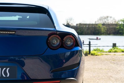 Ferrari GTC4 Lusso V12 18