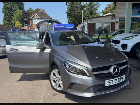 Mercedes-Benz A Class 1.5 A180d Sport (Premium) 7G-DCT Euro 6 (s/s) 5dr 31