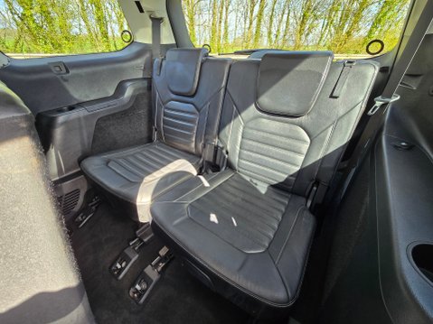 Ford Galaxy TITANIUM ECOBLUE 23
