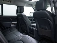 Land Rover Defender 3.0 Defender XS Edition D MHEV A 4WD 5dr 41