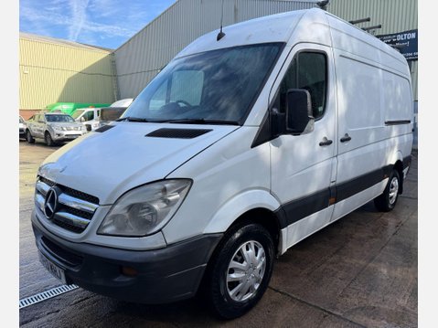 Mercedes-Benz Sprinter 2.1 213 CDi BlueEFFICIENCY Panel Van 4dr Diesel Manual RWD L2 (200 g/km, 12 9