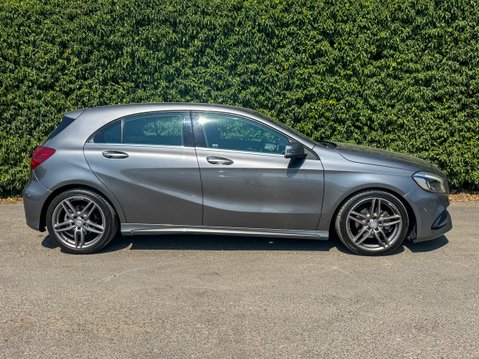Mercedes-Benz A Class 2.1 A200d AMG Line (Premium) Hatchback 5dr Diesel Manual Euro 6 (s/s) (136 31
