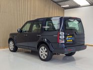 Land Rover Discovery 3.0 Discovery SE Tech SDV6 Auto 4WD 5dr 22