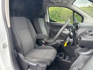 Vauxhall Combo L1H1 2300 100 ps Dynamic Panel Van - No VAT 4