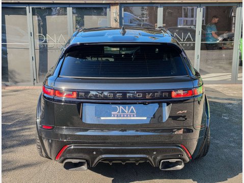 Land Rover Range Rover Velar 3.0 Range Rover Velar R-Dynamic SE D MHEV Auto 4WD 5dr 18