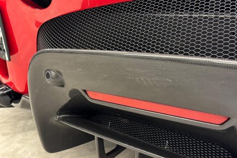 Ferrari SF90 Stradale 4.0T V8 7.9kWh F1 DCT 4WD Euro 6 (s/s) 2dr 8