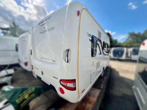 Swift Elegance 480 4