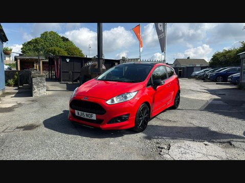 Ford Fiesta ZETEC S RED EDITION 3