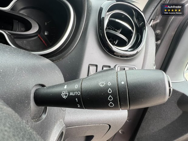 Renault Trafic LWB L2H1 Low Roof Leader LL30 Air Con Alloys Sensors Cam EURO 6 NO VAT 43