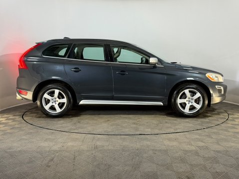 Volvo XC60 D5 R-DESIGN AWD 4