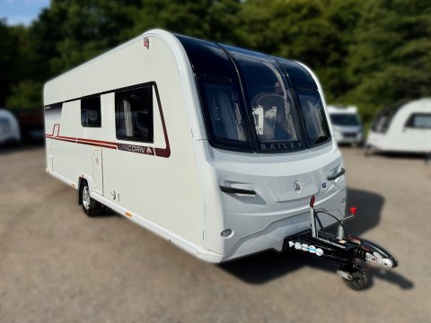 Bailey Unicorn Valencia 4