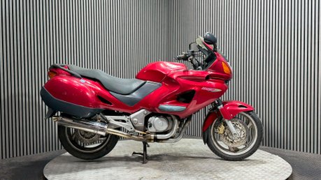 Honda NT650V Deauville 2001 24K SPARES OR REPAIR PROJECT TOURER BIKE 650CC 1