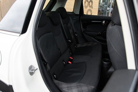 Mini Hatch COOPER SEVEN 37