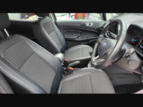 Ford Ecosport TITANIUM 17