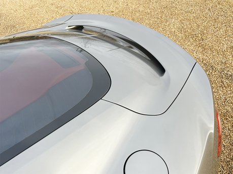 Aston Martin Vanquish V12 32