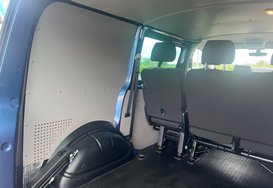 Volkswagen Transporter T32 TDI KOMBI HIGHLINE BMT 41