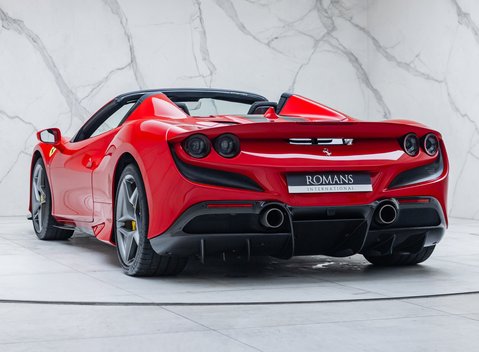 Ferrari F8 Spider 7