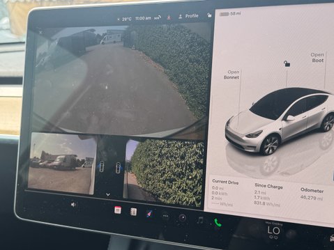 Tesla Model Y (Dual Motor) Long Range SUV 5dr Electric Auto 4WDE (384 bhp) 24